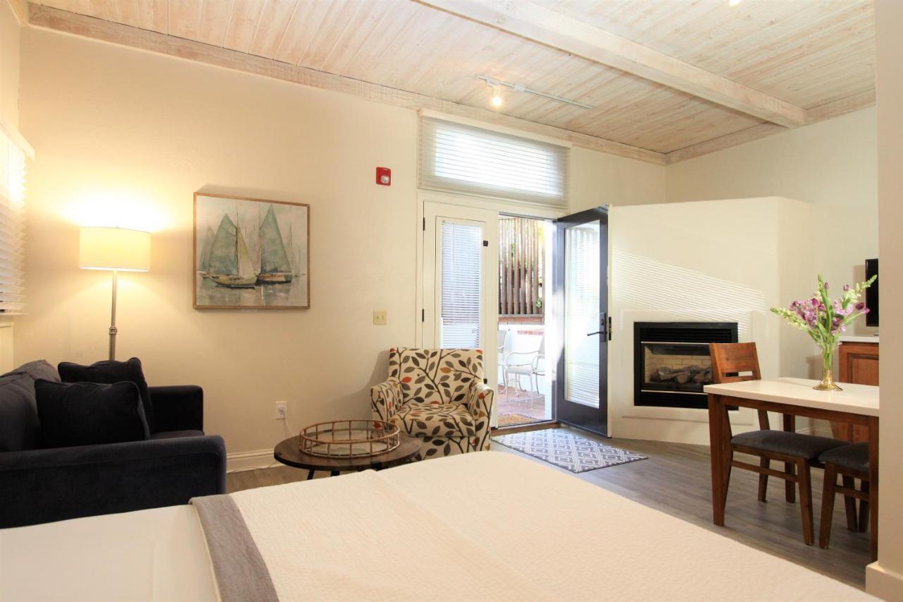 Lobos Lodge Carmel-by-the-Sea Bagian luar foto
