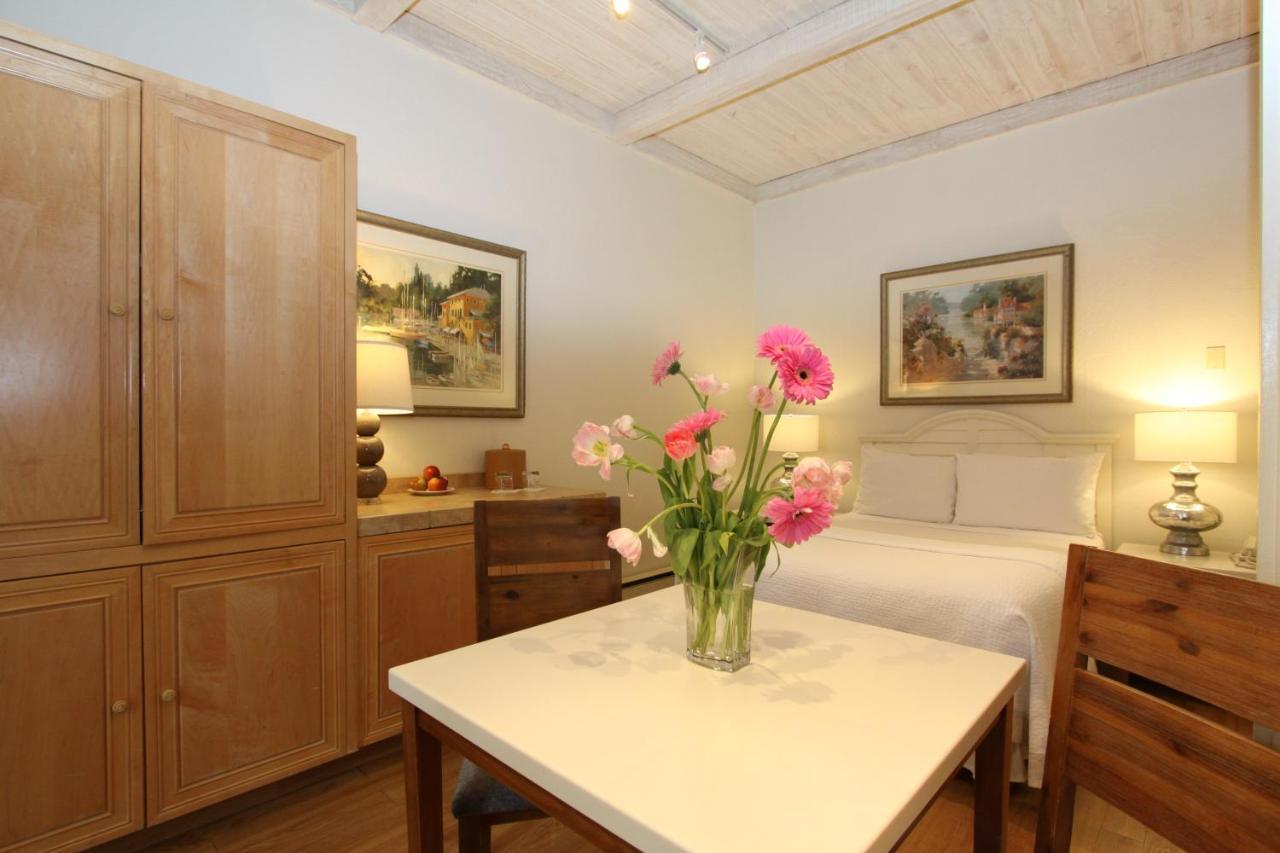 Lobos Lodge Carmel-by-the-Sea Bagian luar foto